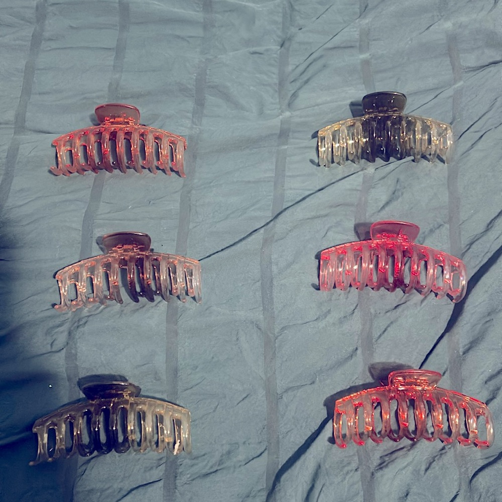 Hair clips